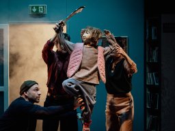 Photos THE LAST LIBRARY / VENTS CONTRAIRES